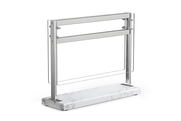 What are the advantages of a kitchen magnetic knife holder in terms of hygiene?